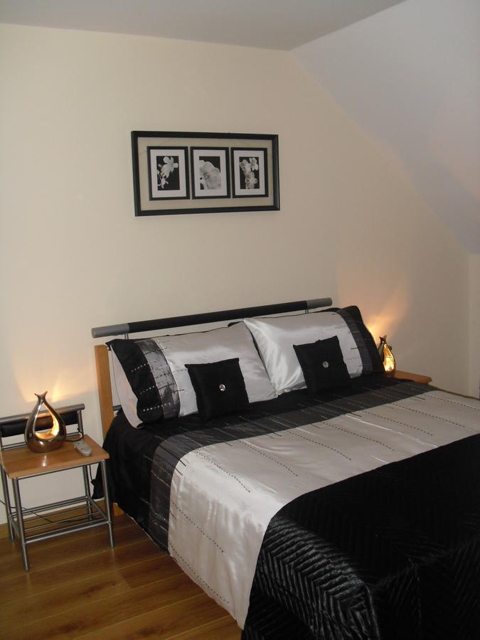 On The Rocks B&B Greencastle  Rom bilde