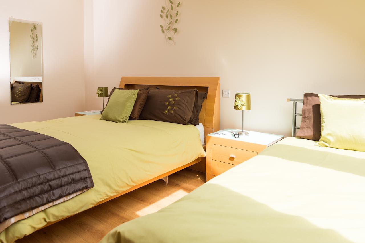 On The Rocks B&B Greencastle  Rom bilde